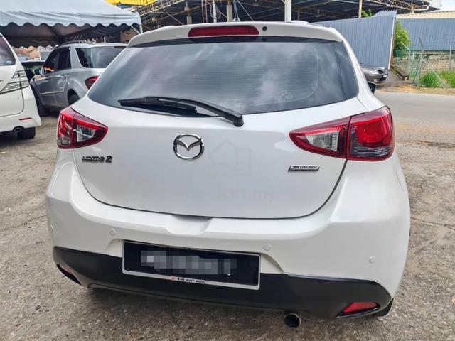 2015 Mazda 2 1.5 SKYACTIV HB (A) - 4