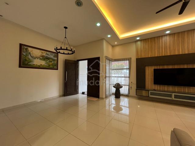 2 storey Semi D house with renovation at Setia Damai 14 for rent 1