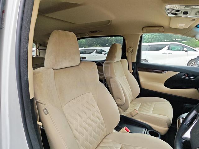 2022 Toyota ALPHARD SPECIALIST✅HIGH LOAN✅CASH BACK - 3