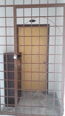 Goodyear Court 7 1