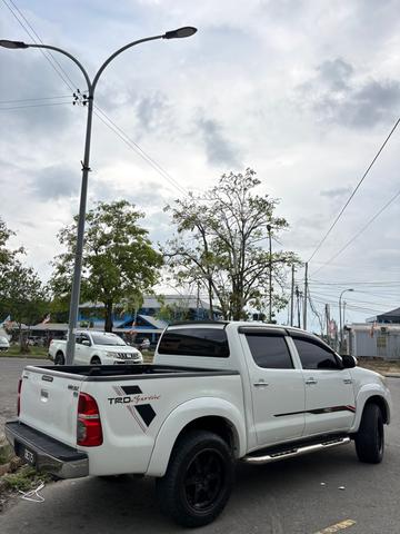 Hilux Vigo champ 3.0 auto Vnt 2011 - 3