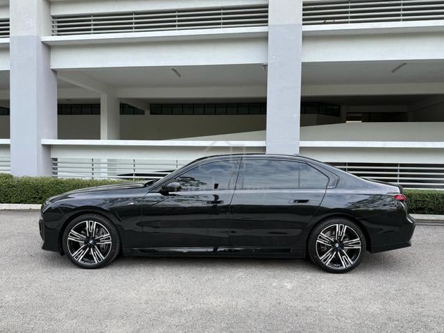 2024 Bmw 750e xDRIVE M SPORT 3.0 G70 (A) - 5