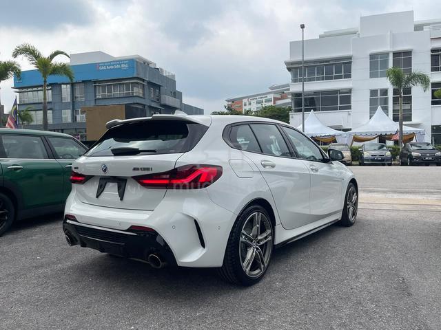 2023 Bmw M135i Xdrive / Red leather / promotion - 2
