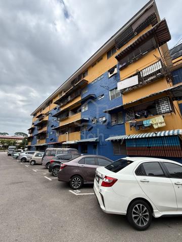 Kulai Batu 21 Flat 1