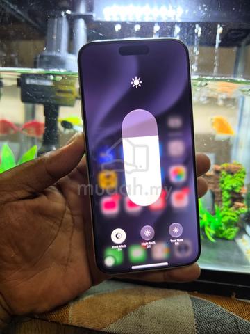 iPhone 15 pro max - photo 3 of 6