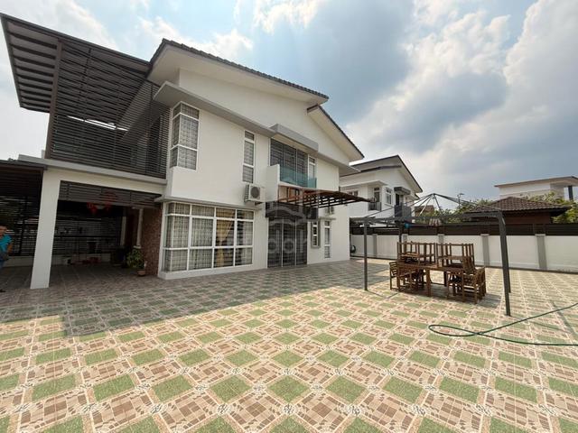 GATED CORNER Double Storey Semi D Tiaraville, Ayer Keroh Tasik Utama 1