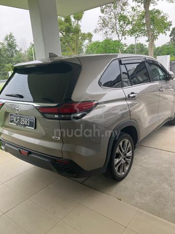 2023 Toyota Innova Zenix 2.0V 1 Owner - 2