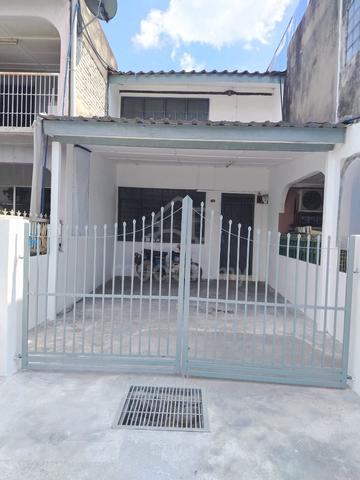 Low cost double storey terrace house, Tmn Sri Rawang 1