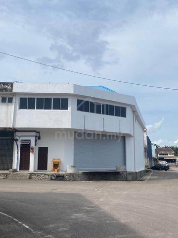 1.5 Sty Link Factory Corner for Sale @ Bukit Kemuning, Shah Alam 1