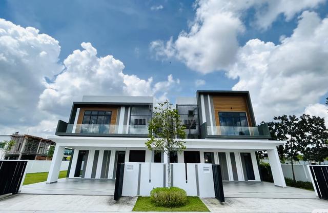 Bukit Kepayang ,5min to aeon ,24x75 Double Storey Superlink 1