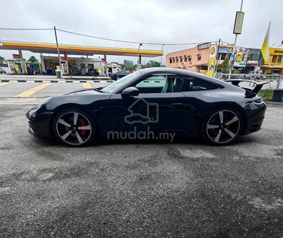 2020 Porsche 911 CARRERA S - 2