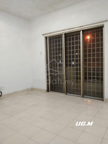 Kasuarina Apartment 1