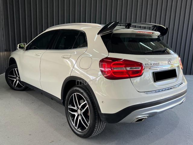 Mercedes Benz GLA-CLASS 2.0 250 200 4MATIC (CBU) - 4