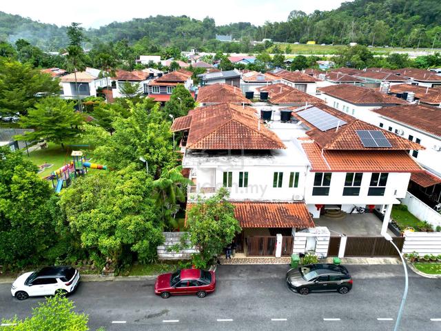 40' x 80' FULLY RENOVATED 🤩 Semi-D @ Taman Mutiara Gombak 2 FOR SALE! 1