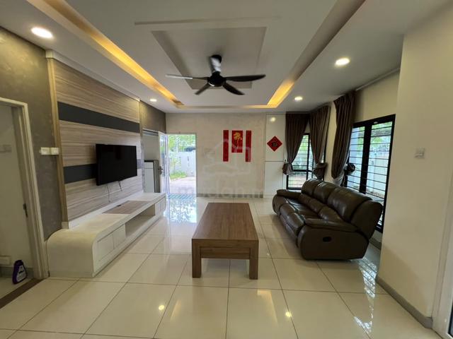 2 Storey House End lot Avira Bandar Bukit Raja Klang Partial Furnished 1