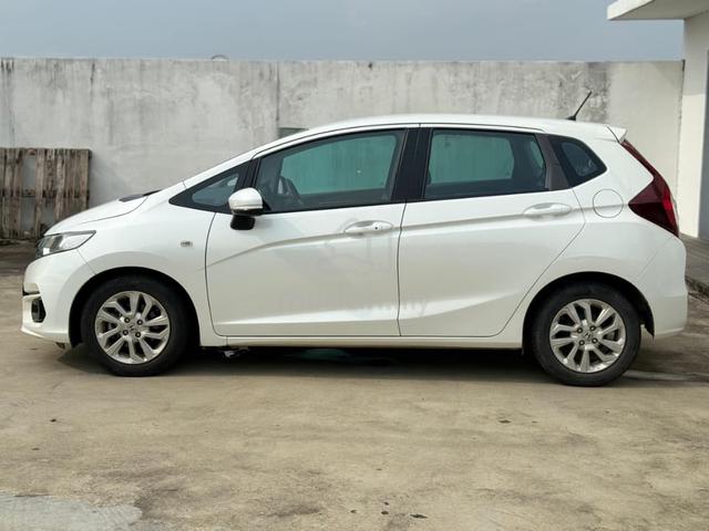2020 HONDA JAZZ E - TIP TOP Low Mileage - 3