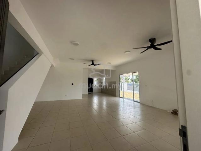 2sty Corner Iringan Bayu|Mambau|Sendayan|Gitaran|Seremban 2 |S2 Height 1