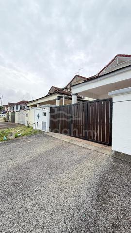 Double Storey Terrace House @ Taman Mutiara Rini 1