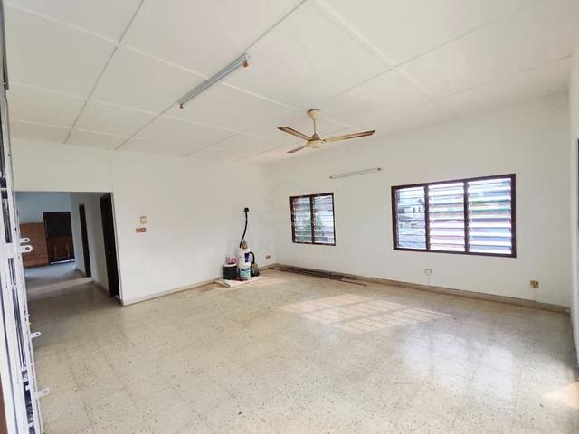 Double Storey Landed Bungalow House Kampung Cheras Baru KL for Rent 1