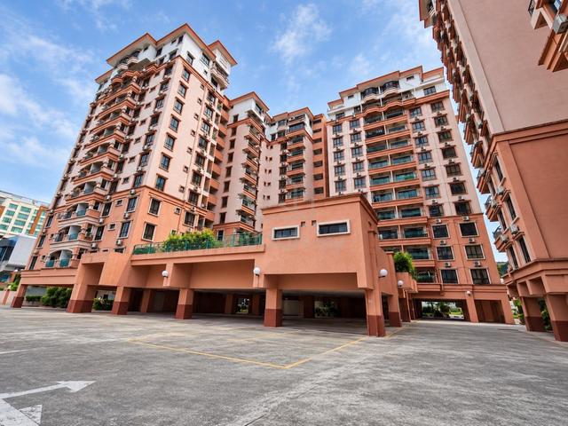 Marina Court 1