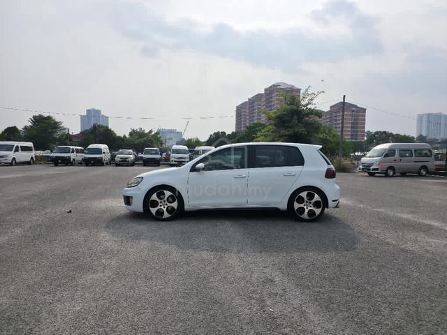 2011 Volkswagen GOLF 2.0 GTI MK6 (A) - 4