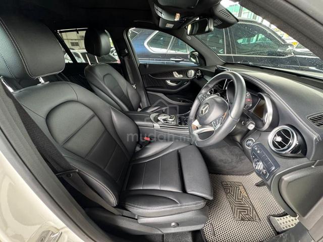 2017 Mercedes Benz GLC250 4MATIC COUPE AMG LINE - 4
