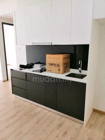 Emporis (Kota Damansara) 1