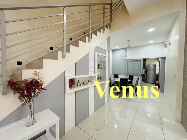 Villa Raintree Park gated semi d 1