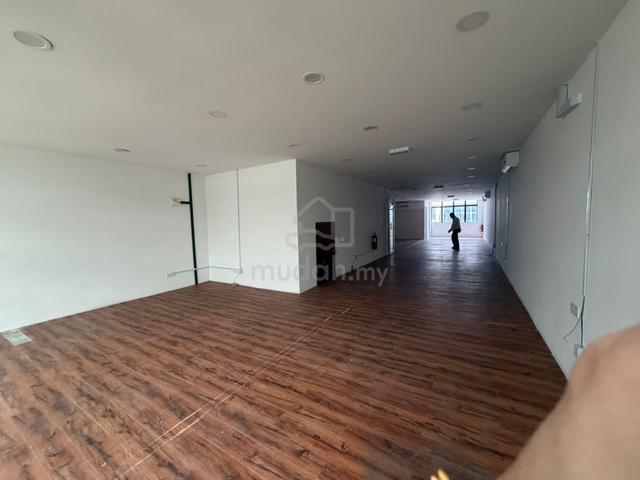 Taman Desa Cemerlang @ Ulu Tiram Reno 3 Storey Shop of 2nd Floor 1