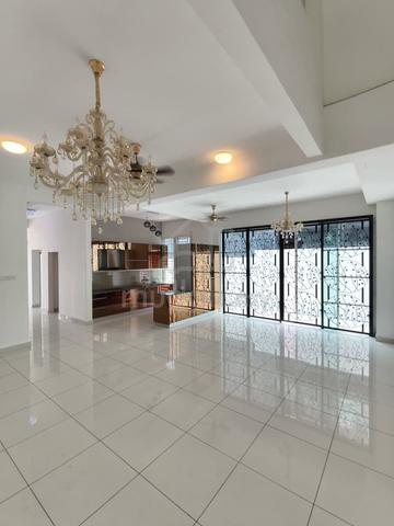 Austin Heights 3 Storey Cluster House With Excellent Condition 1