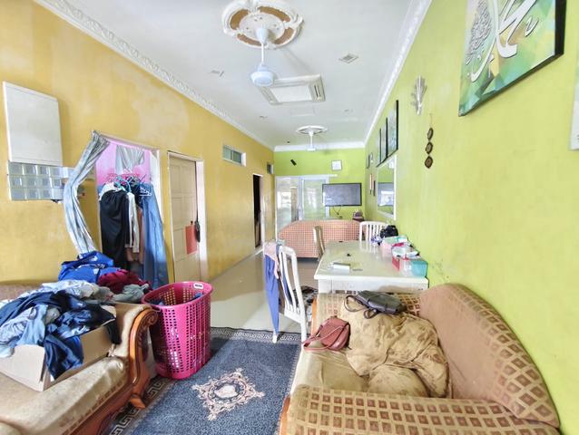 [100% LOAN!!FREEHOLD!!RENOVATED] Kos Rendah Taman Regent Gemencheh 1
