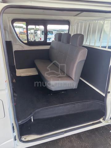 Hiace 2.5cc semi panel - 4