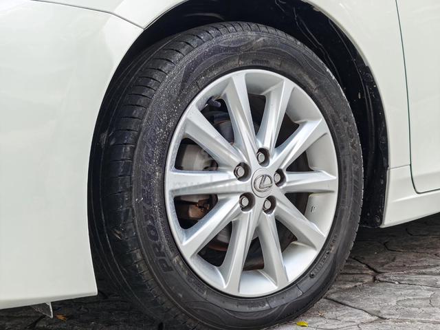 2011 Lexus CT200 1.8 H (HYBRID) (A) GD CONDITION - 5