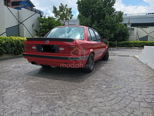 Bmw E30 318i - 4