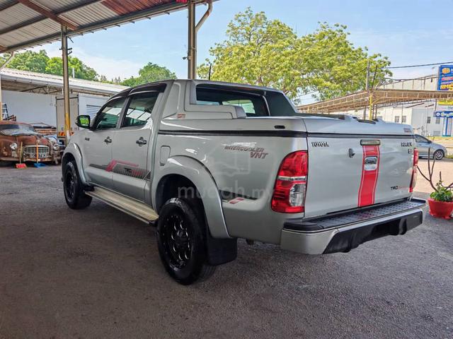 2015 Toyota HILUX 2.5 G TRD SPORTIVO (A) - 3