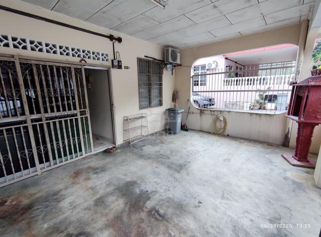 1 Storey Terraced Endlot Taman Bukit Sentosa 1