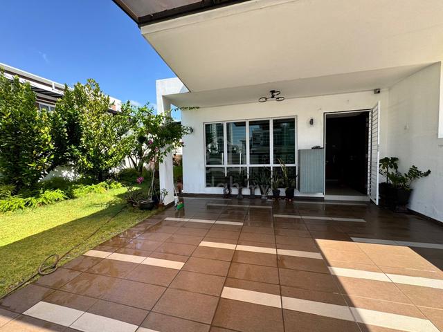 Exclusive listing | Renovated | End lot 35x70 | Setia Ecohill 1