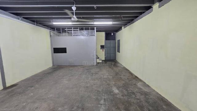 Pokok Assam Shoplot for ONLY with Ground Floor   1st Floor 1