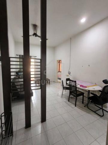 Taman Pulai Utama @ Shop Apartment 1