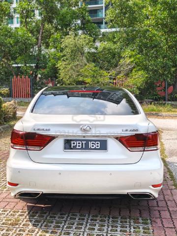 2014 Lexus LS460 4.6 (A) - 2