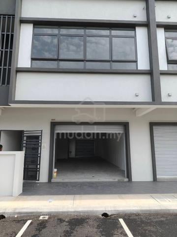 Brand New Shoplot Umara @ Tropicana Aman Intermediate Lot for Rent 1