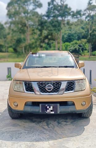 2010 Nissan NAVARA 2.5 CALIBRE (A) - 1