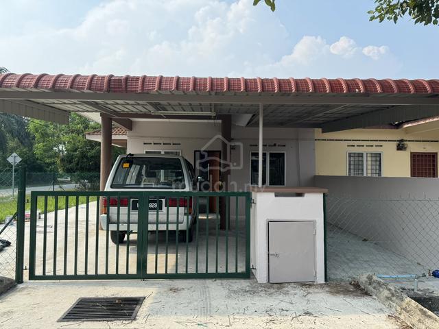 Taman Banting Baru Corner Single Storey House 1