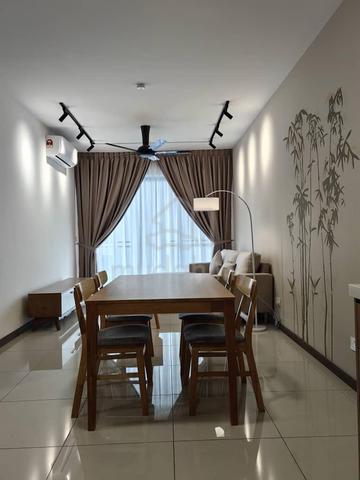 Jesselton Twin Towers 3