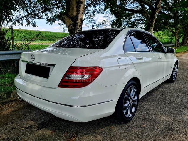 Mercedes Benz C200 1.8 CGI BlueEFCY LeatherSeat - 2
