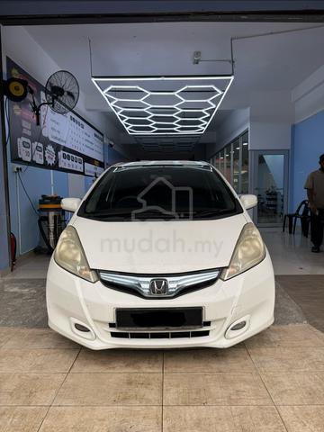 2014 Honda JAZZ 1.3 HYBRID FACELIFT (A) - 1