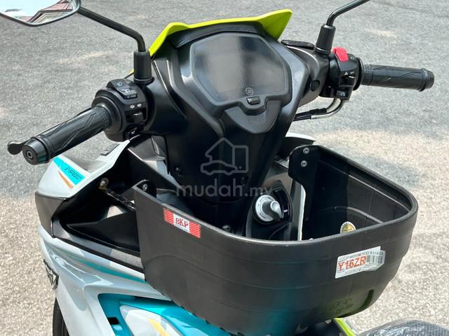 Carousel Image