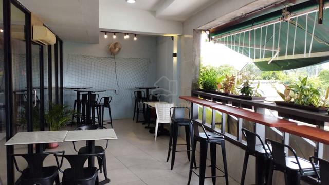Facing main road 1st Floor Corner Shoplot at Bdr Puteri Klang for rent 1