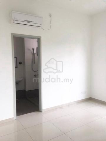 Seasons Luxury Apartments @ Amara Larkin 4