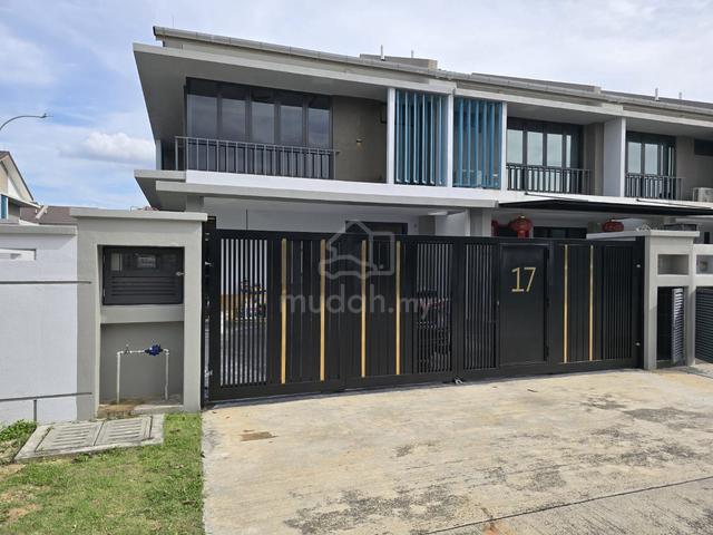 Bandar Bukit Raja Double Storey Corner House For Sale 1